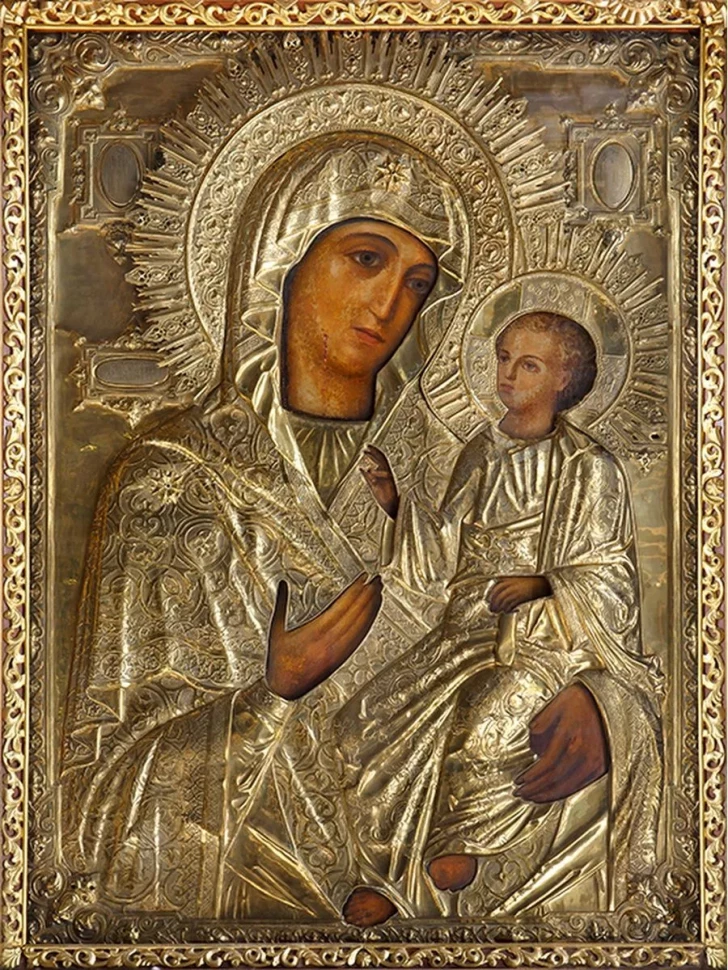 Икона Иверская Богоматерь в киоте